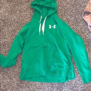 Under armor sweatshirt